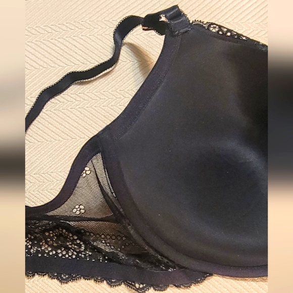 Black Lace Bra [NWOT] - Picture 5 of 12